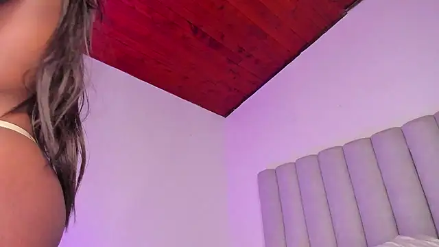 briannajackson  online show from 01/15/25, 06:19