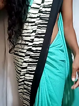 Snapshot of PerfectAhinsa chatting on 10/29/25, 07:04 PerfectAhinsa online show from 10/29/25, 07:04