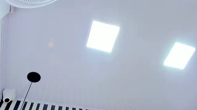 mariaa fernanda online show from 12/11/24, 10:49