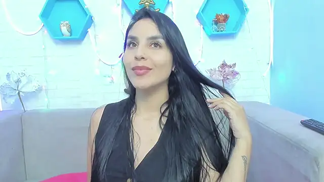  miaquevedo  online show from 12/08/24, 01:03