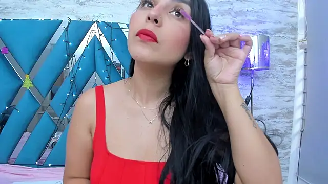  miaquevedo  online show from 12/24/24, 12:22