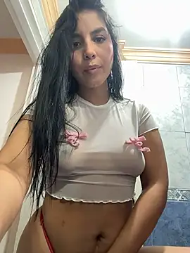  miaquevedo  online show from 05/21/26, 12:56
