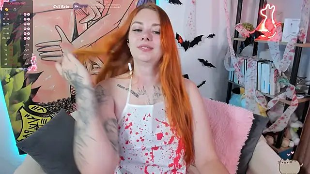 Snapshot of Kati_FoX chatting on 10/20/25, 09:43 Kati FoX online show from 10/20/25, 09:43