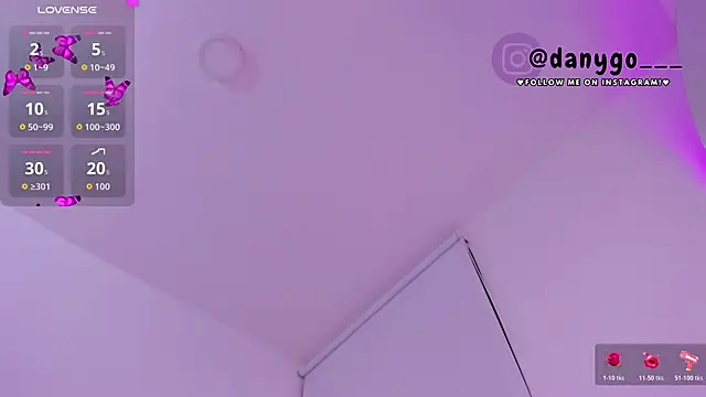 ZarianaEvanz online show from 10/25/25, 11:32