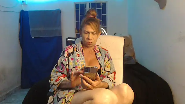 Snapshot of Antonella_borja chatting on 11/08/25, 05:18 Antonella borja online show from 11/08/25, 05:18