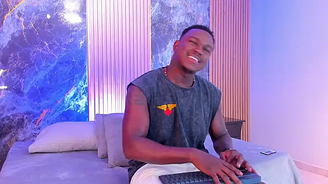 Snapshot of Troykhalil chatting on 10/14/25, 09:37 Troykhalil online show from 10/14/25, 09:37