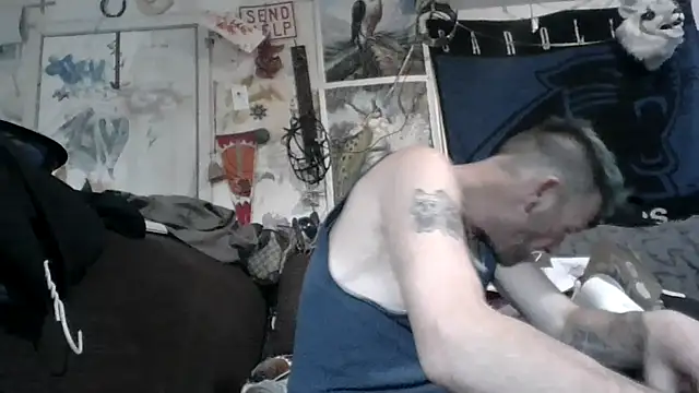 gettinit2wice online show from 10/18/25, 08:15