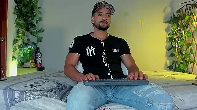 Jaxxon  online show from 02/25/25, 03:49