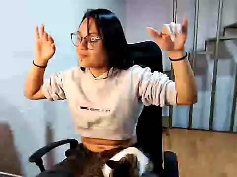 Snapshot of Jessie_Desire chatting on 01/12/25, 11:47 Jessie Desire online show from 01/12/25, 11:47