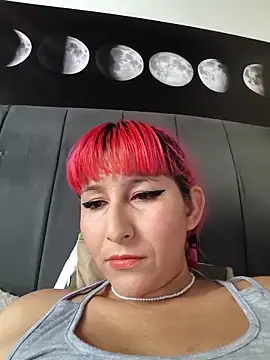 florecita9 online show from 09/19/25, 04:40