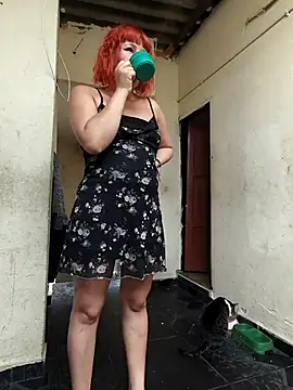 Snapshot of florecita9 chatting on 11/27/25, 05:15 florecita9 online show from 11/27/25, 05:15