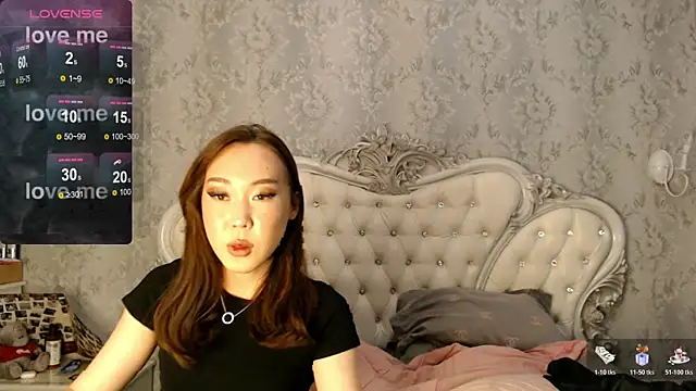 Snapshot of lee_che chatting on 11/13/25, 11:47 lee che online show from 11/13/25, 11:47