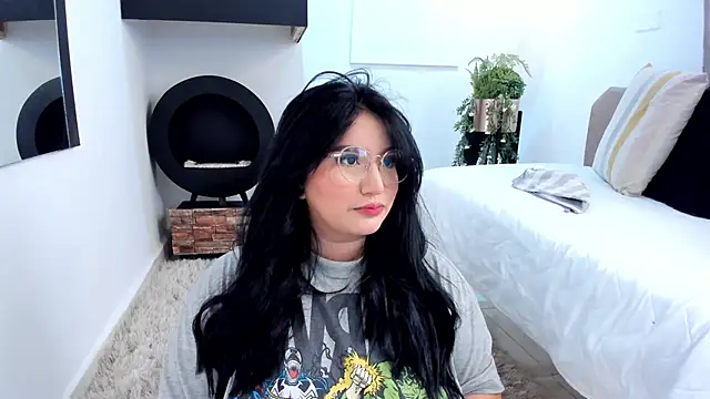  nina sweet online show from 01/02/25, 12:03