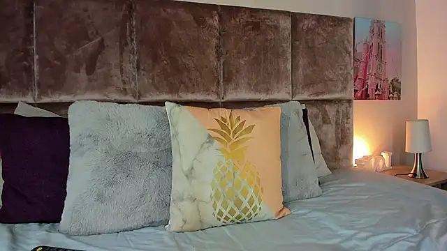 Snapshot of Salomesimos1 chatting on 02/17/25, 12:38 Salomesimos1 online show from 02/17/25, 12:38