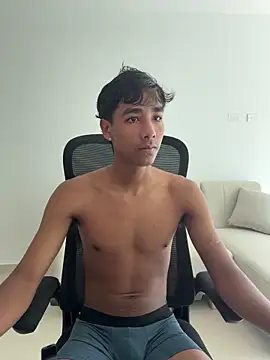 tyler maxx online show from 09/11/25, 05:57
