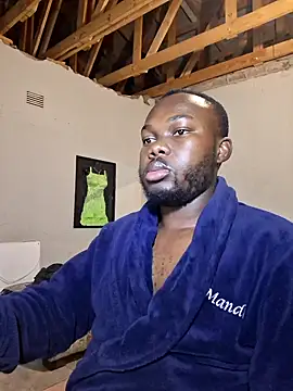 Snapshot of LaughRiotX chatting on 10/22/25, 09:14 LaughRiotX online show from 10/22/25, 09:14