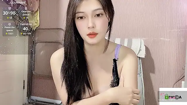 Regina0807 online show from 10/22/25, 02:39