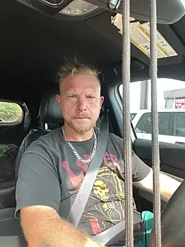 Mcpussypounder211 online show from 07/26/26, 08:38
