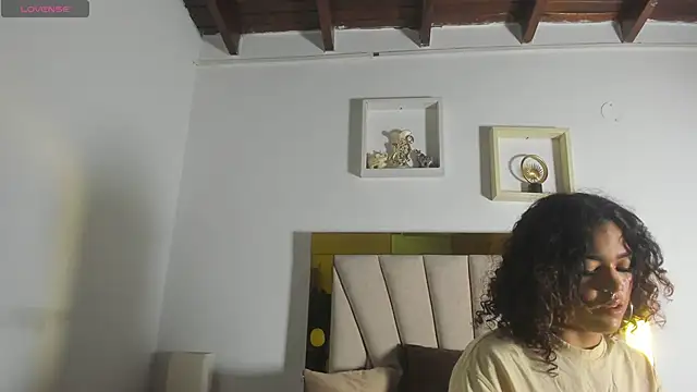 vahiolet fuentes online show from 09/24/25, 03:10