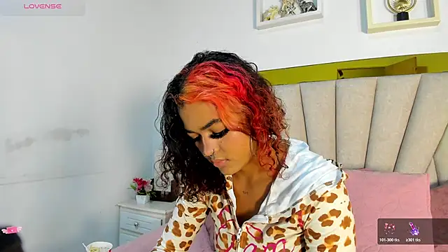 vahiolet fuentes online show from 12/02/25, 03:01