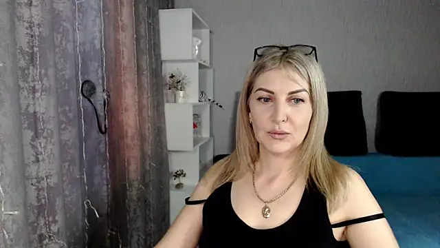 Amelia Harper online show from 03/13/25, 10:47