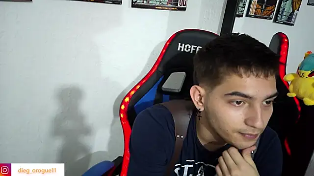 Snapshot of DiegoRogue_ chatting on 03/09/25, 03:43 DiegoRogue online show from 03/09/25, 03:43