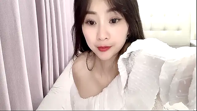 aisha123123 online show from 12/19/24, 02:13