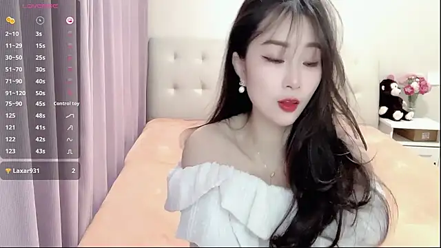 aisha123123 online show from 01/31/25, 02:15