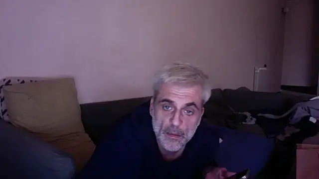 Snapshot of skossa777 chatting on 10/27/25, 11:58 skossa777 online show from 10/27/25, 11:58