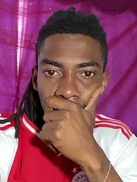 Snapshot of Malkon_Big chatting on 10/05/25, 05:55 Malkon Big online show from 10/05/25, 05:55