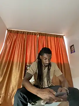 Snapshot of Malkon_Big chatting on 10/16/25, 09:16 Malkon Big online show from 10/16/25, 09:16