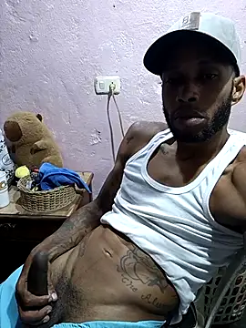 Snapshot of Sur1711 chatting on 04/16/26, 02:51 Sur1711 online show from 04/16/26, 02:51
