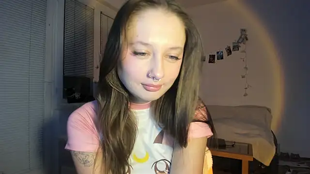 Snapshot of Jenny_darling_love chatting on 11/07/25, 07:14 Jenny darling love online show from 11/07/25, 07:14