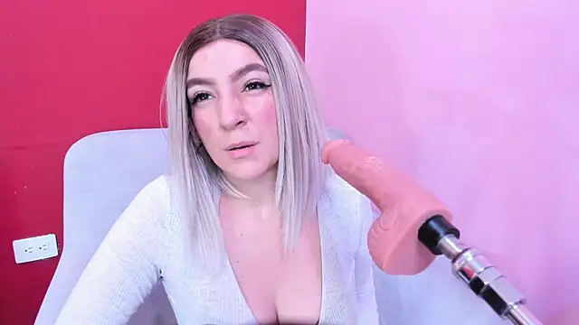 Snapshot of Kate_bunny_ chatting on 10/08/25, 12:47 Kate bunny  online show from 10/08/25, 12:47