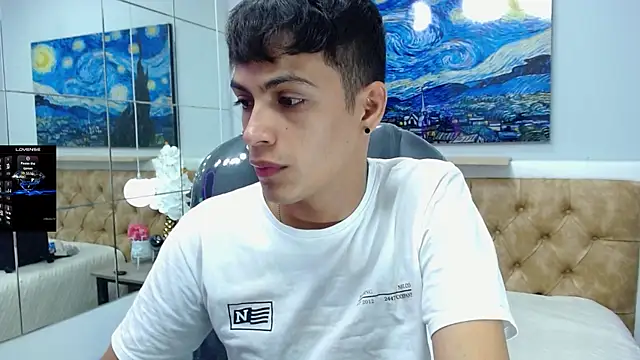 SkinnyBoy  online show from 09/13/25, 07:46