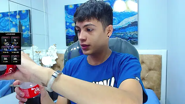 SkinnyBoy  online show from 09/15/25, 12:38