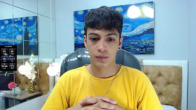 SkinnyBoy  online show from 09/28/25, 12:32