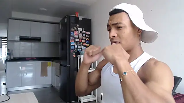 Jhonyblack 1 online show from 05/04/26, 05:31