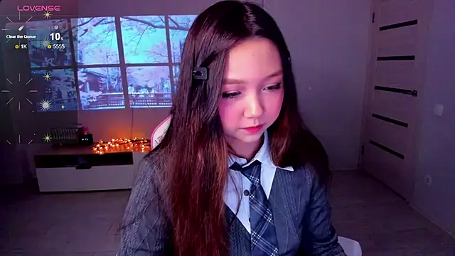 Snapshot of Fluffy_Rose chatting on 11/16/25, 12:16 Fluffy Rose online show from 11/16/25, 12:16