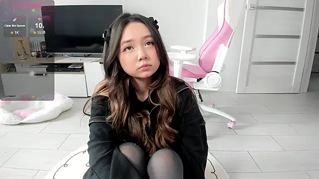 Fluffy Rose online show from 05/18/26, 03:13