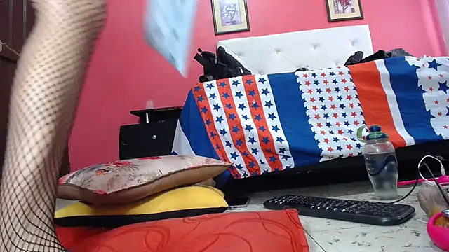 Candymonroyy online show from 12/18/24, 01:56