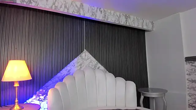 MeganDraco  online show from 12/19/24, 12:23