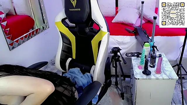 Tamaraa wet online show from 12/30/24, 02:42