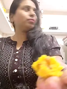 Snapshot of Rasmalai786 chatting on 12/20/25, 11:17 Rasmalai786 online show from 12/20/25, 11:17