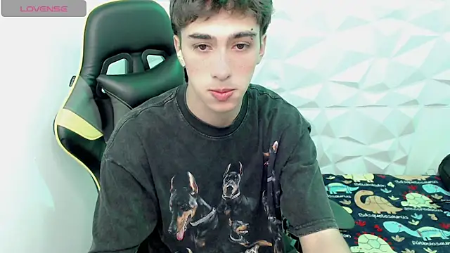 Snapshot of Jake_tripp chatting on 01/03/25, 02:21 Jake tripp online show from 01/03/25, 02:21