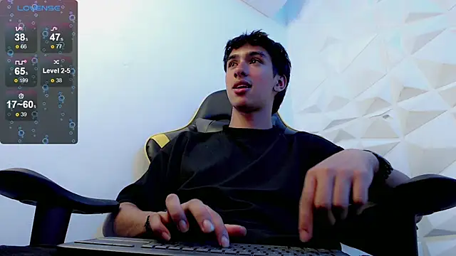 Snapshot of Jake_tripp chatting on 01/21/25, 04:21 Jake tripp online show from 01/21/25, 04:21
