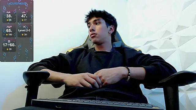 Snapshot of Jake_tripp chatting on 01/24/25, 03:43 Jake tripp online show from 01/24/25, 03:43