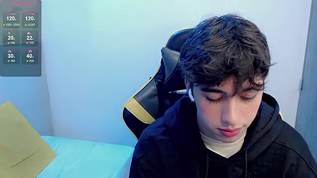 Snapshot of Jake_tripp chatting on 10/07/25, 03:58 Jake tripp online show from 10/07/25, 03:58