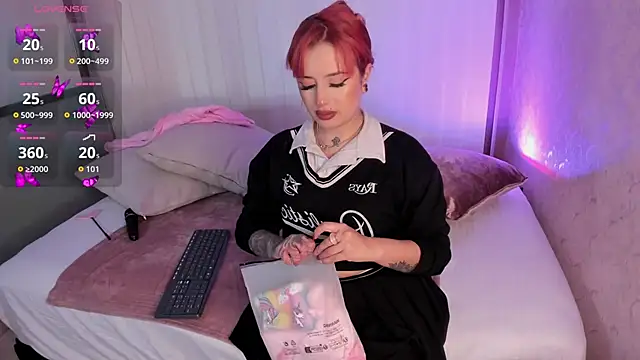 Paiige peach online show from 05/27/26, 06:16