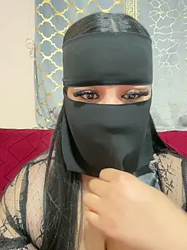 Snapshot of mari_layali chatting on 03/08/26, 01:25 mari layali online show from 03/08/26, 01:25